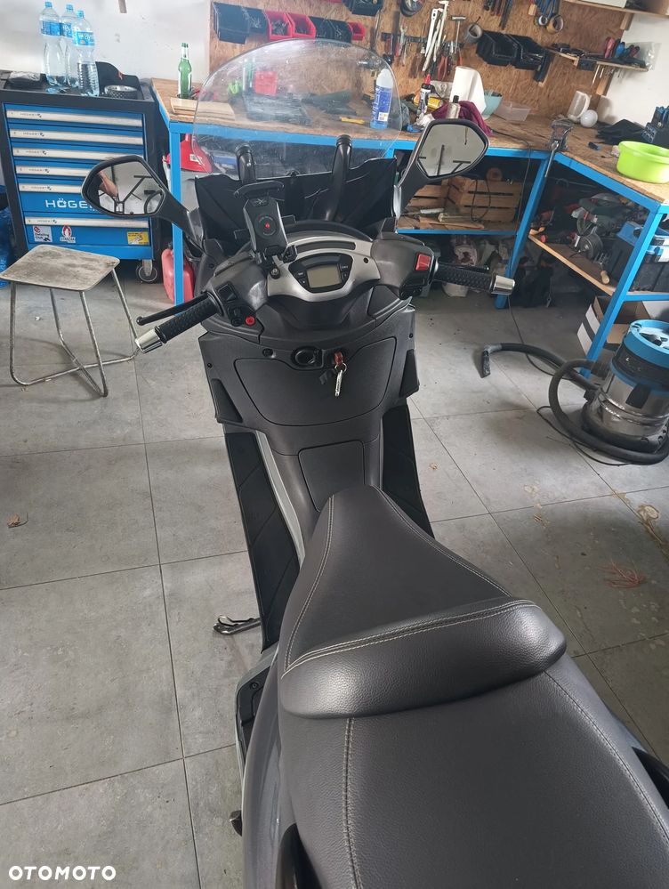 Piaggio X9 - 8