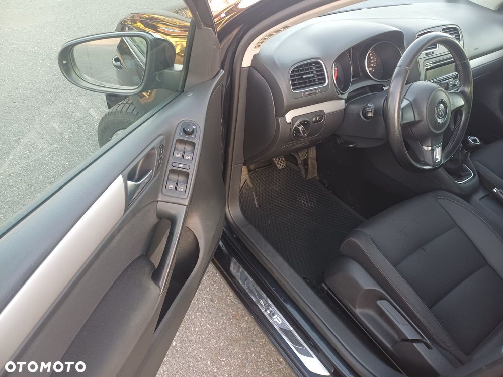 Volkswagen Golf 1.6 TDI DPF Team - 10