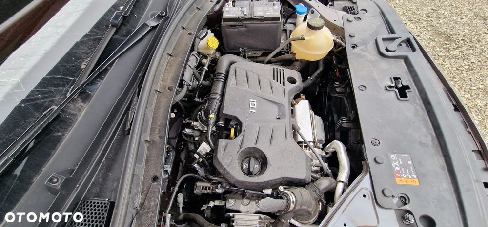 MG HS 1.5 T-GDI Excite DCT - 18