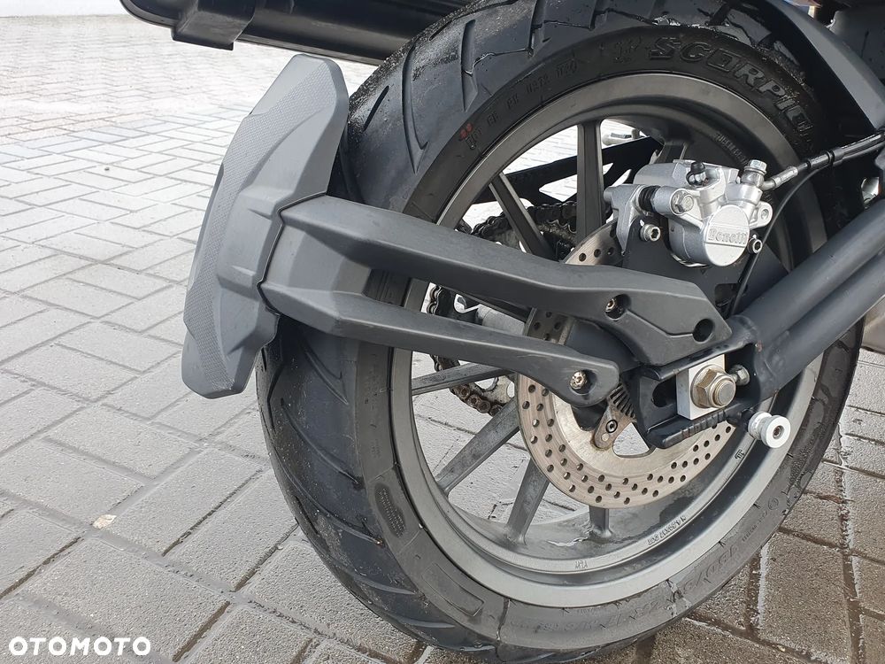 Benelli TRK 502X - 36