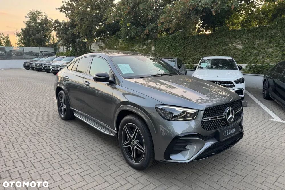 Mercedes-Benz GLE 300 d 4Matic 9G-TRONIC AMG Line Advanced Plus - 3