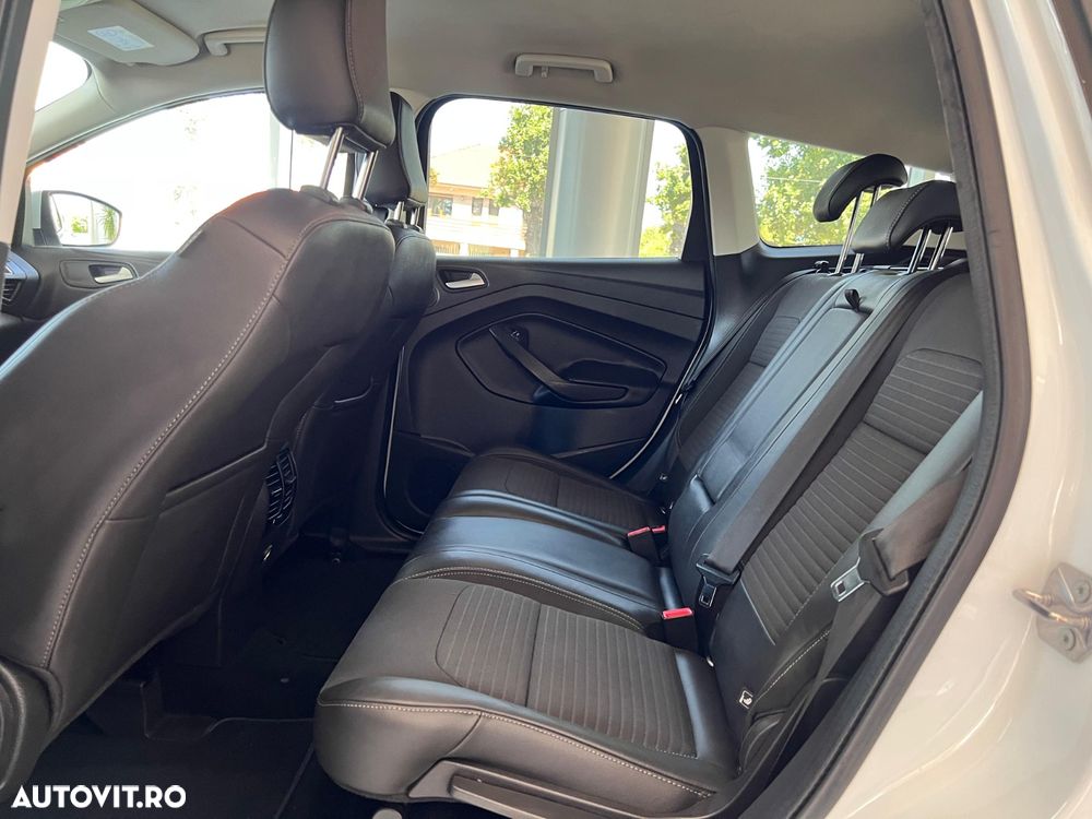 Ford Kuga - 15
