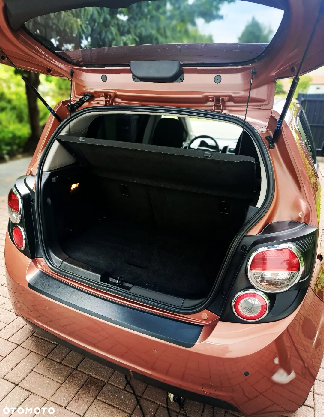 Chevrolet Aveo 1.6 LTZ - 24