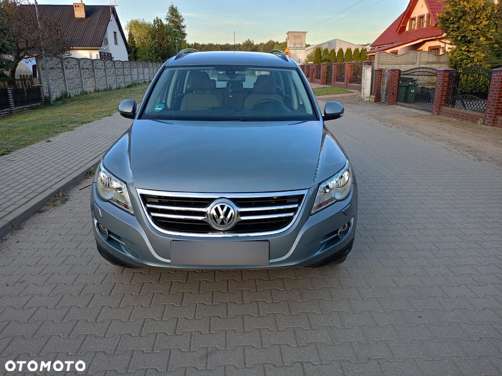 Volkswagen Tiguan - 2