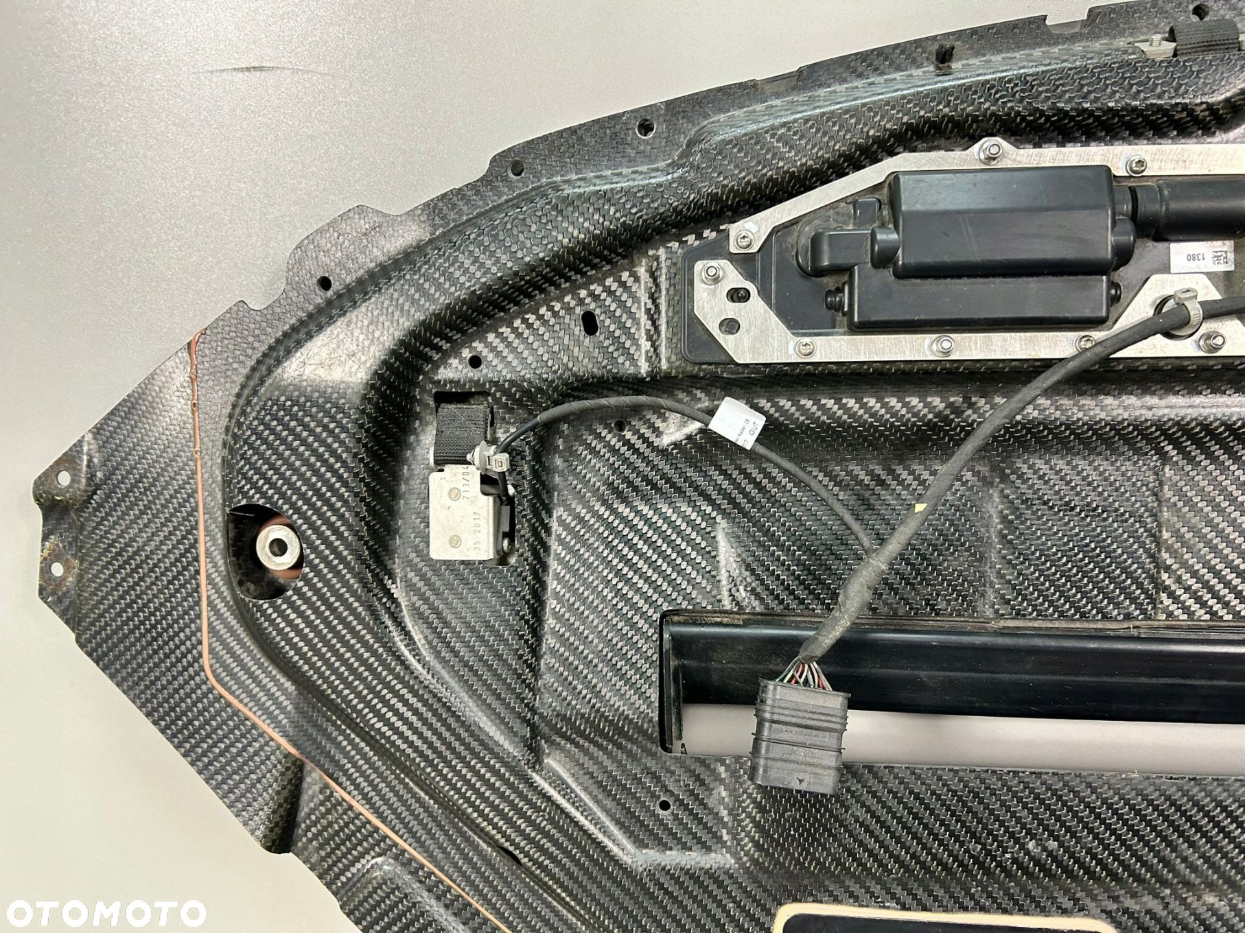 MERCEDES AMG GTR 190 OSŁONA PODŁOGA POD SILNIK ZDERZAK OSŁONA CARBON KARBON - 8
