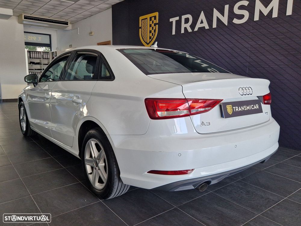 Audi A3 Limousine 1.6 TDI Design - 8