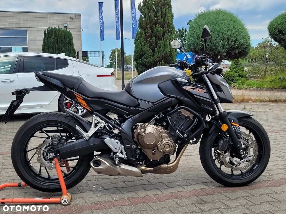 Honda CB - 18