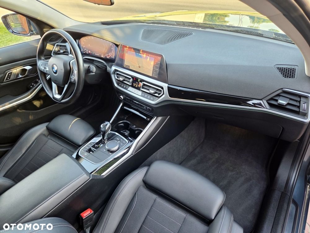 BMW Seria 3 - 37