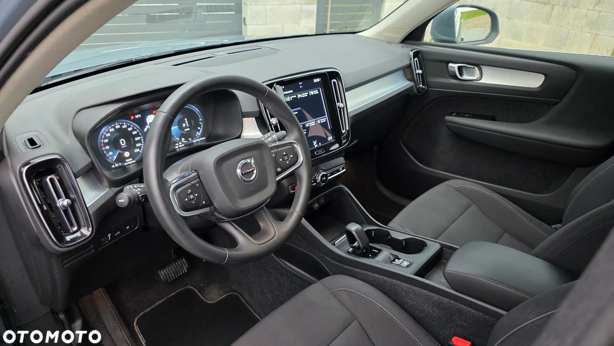Volvo XC 40 T4 Plug-In Hybrid Core - 7
