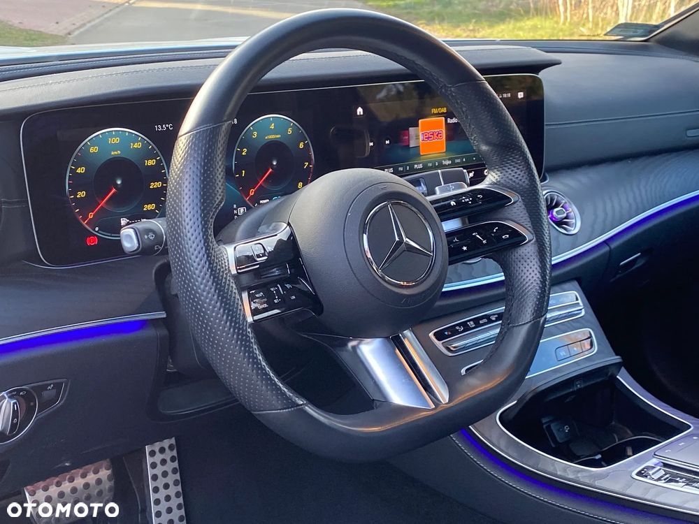 Mercedes-Benz Klasa E 200 4-Matic AMG - 19