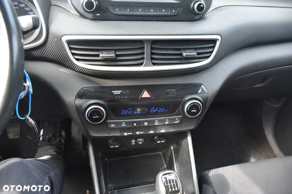 Hyundai Tucson 1.6 GDi 2WD Trend - 12