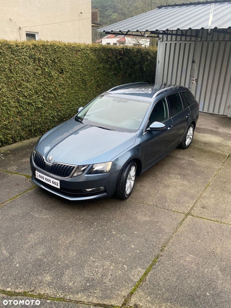 Skoda Octavia 1.6 TDI Premium Edition - 2