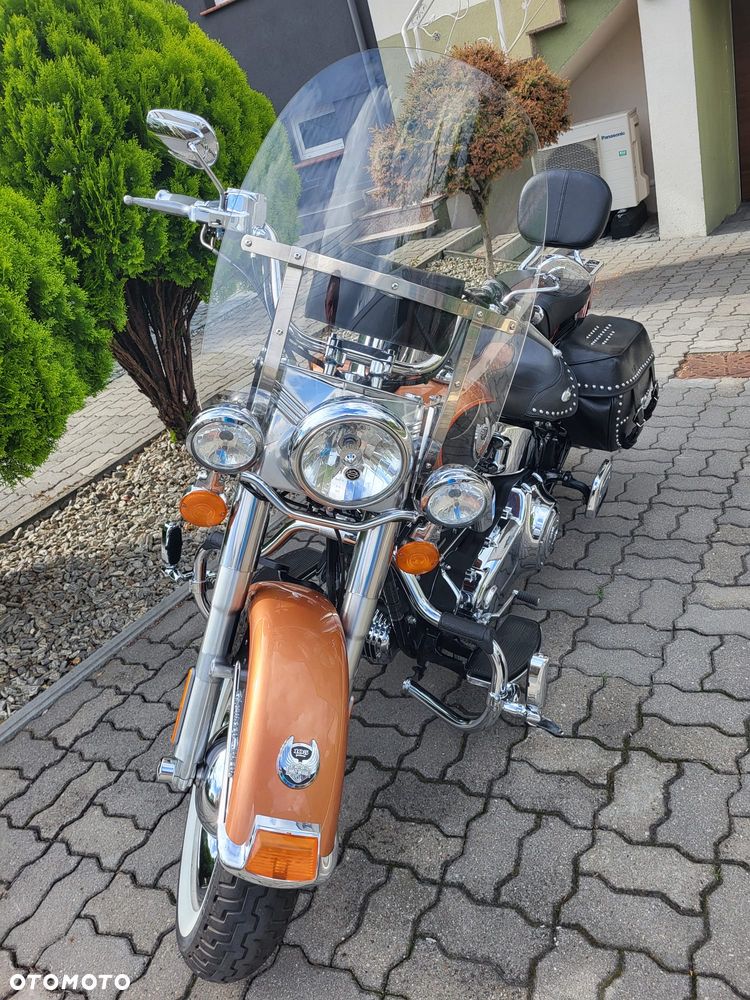 Harley-Davidson Softail Heritage Classic - 13