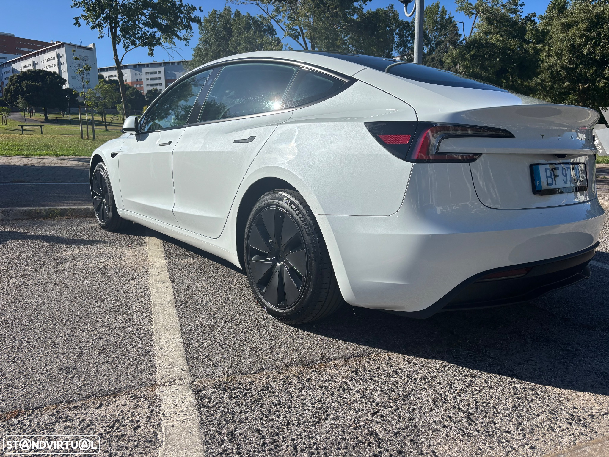 Tesla Model 3 Tração Traseira - 22