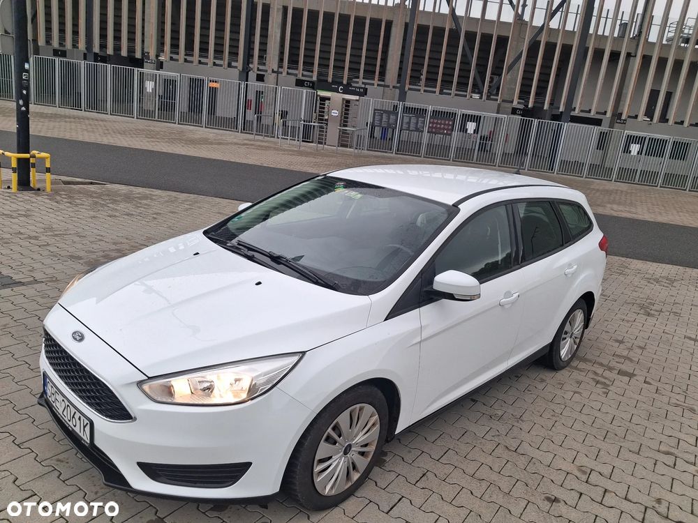Ford Focus 2018 photo 2