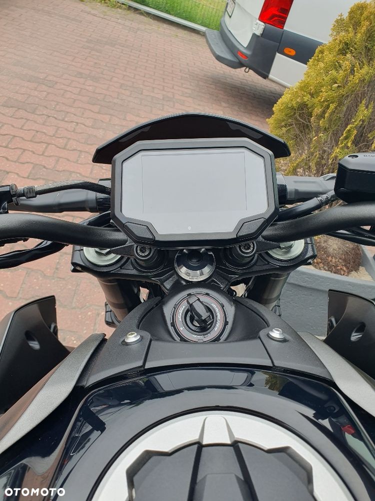 Kawasaki Z 900 - 22