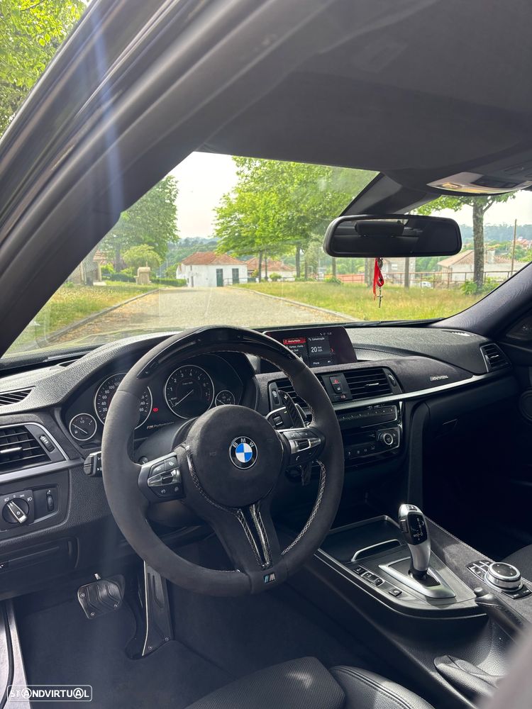 BMW 330 i Pack M Auto - 10
