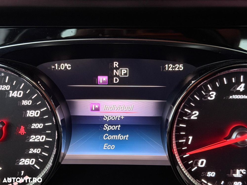 Mercedes-Benz E 200 9G-TRONIC AMG Line - 27