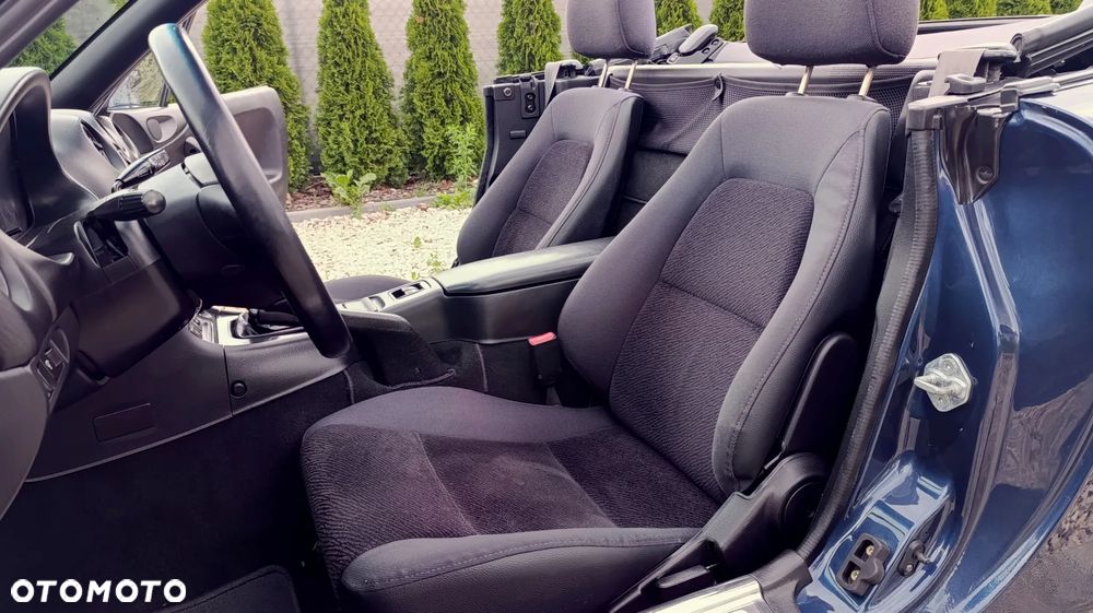 Mazda MX-5 1.6i 16V - 30