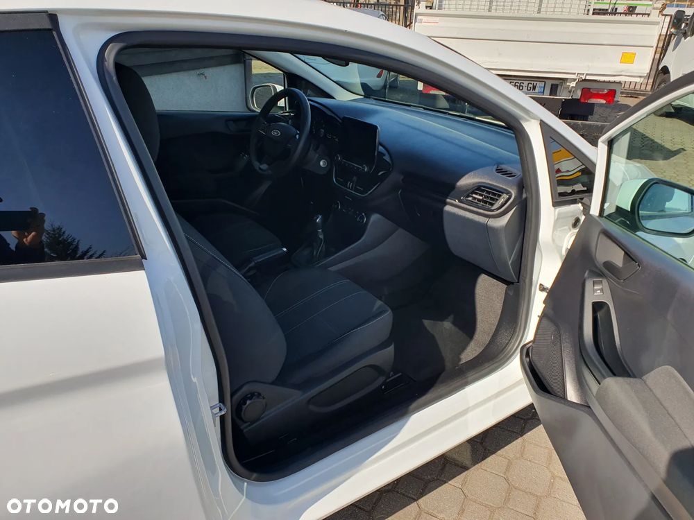 Ford Fiesta - 15