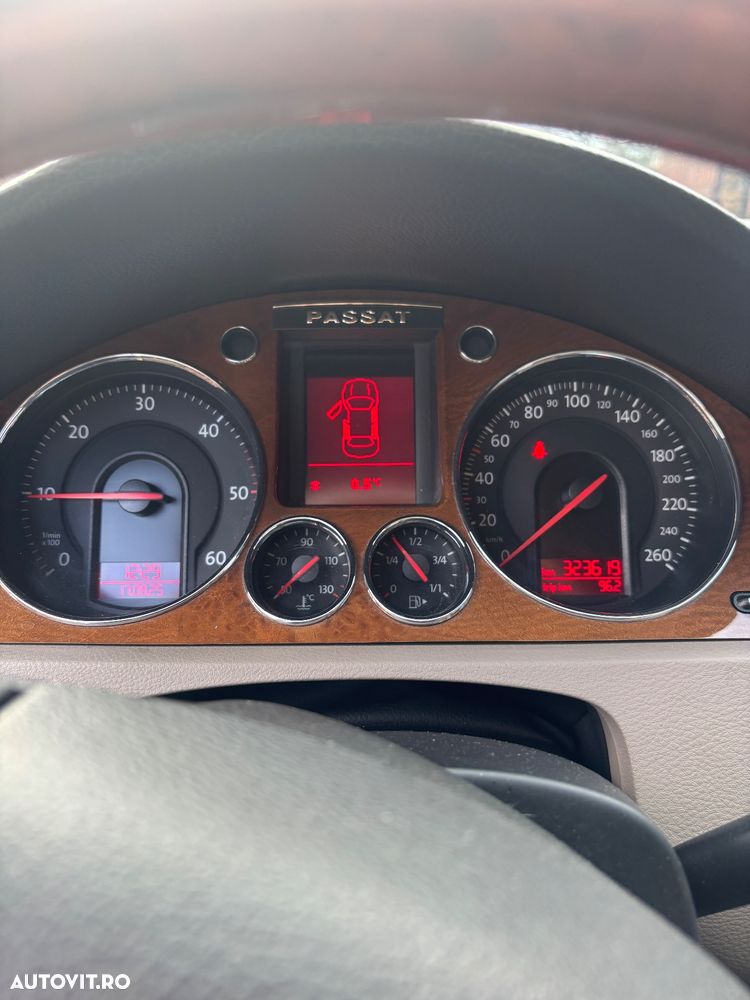 Volkswagen Passat - 2