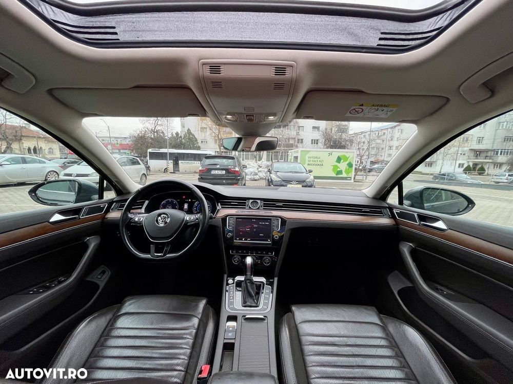 Volkswagen Passat 2.0 TDI SCR 4Motion DSG Highline - 6