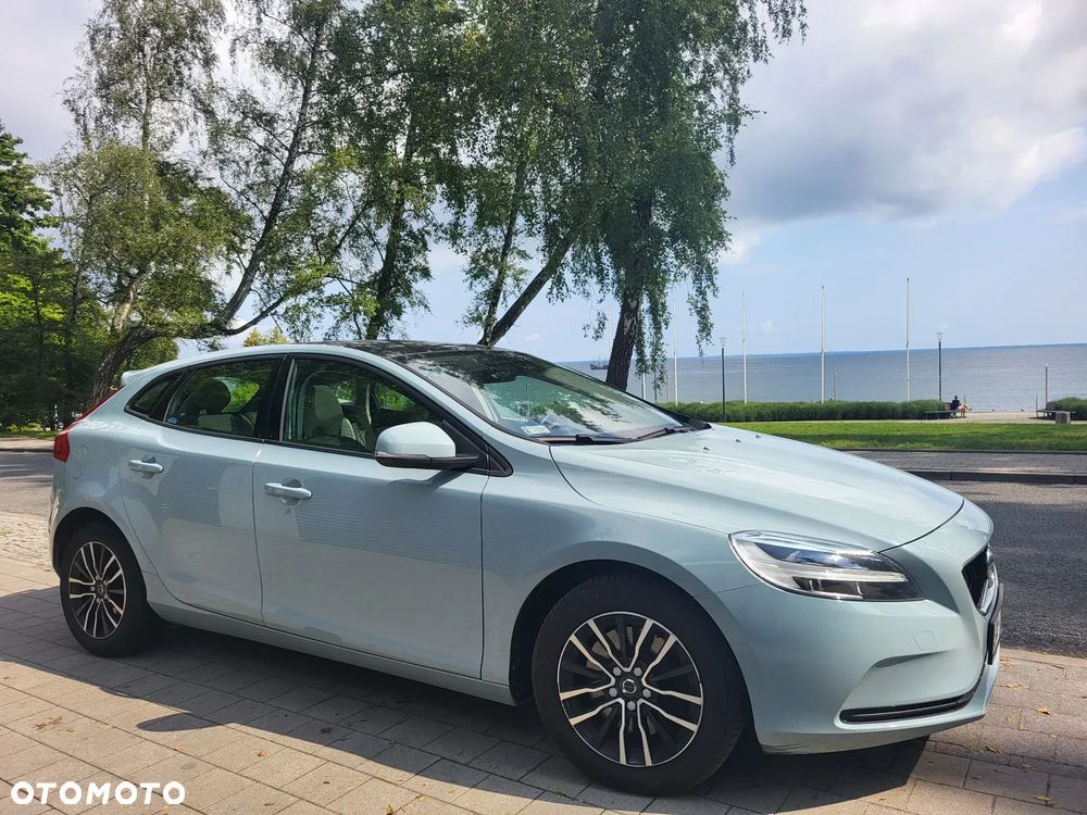 Volvo V40 D4 Drive-E Inscription - 1