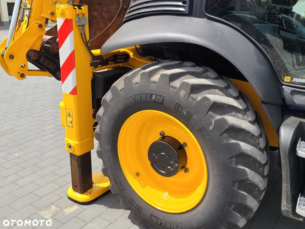JCB 4CX / dżojstik / 4400h / bogate wyposażenie / sprowadzona / - 15