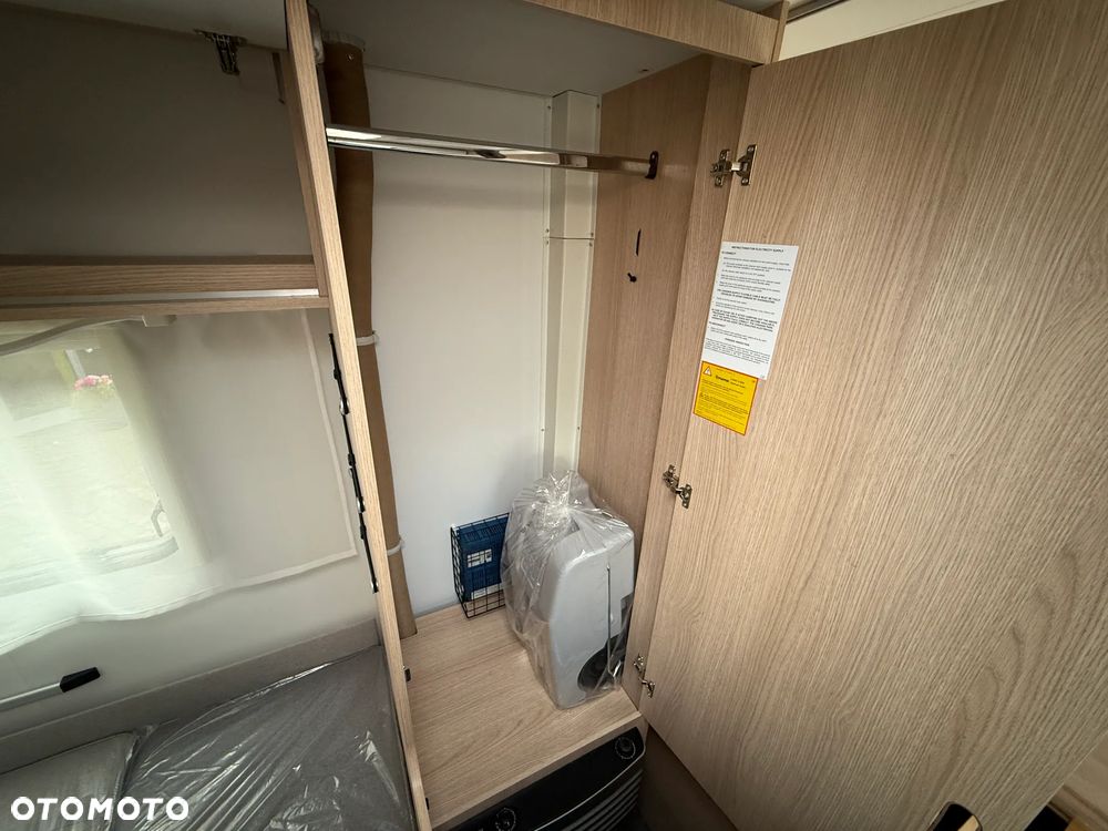 Adria Aviva 400PS 4OS FV23% WCC - 18