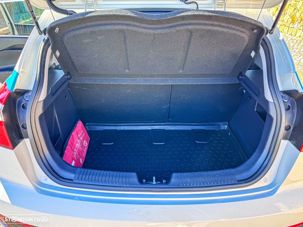 Kia Rio 1.2 CVVT LX - 12