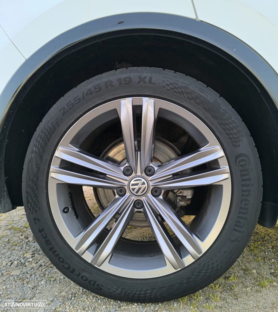VW Tiguan 2.0 TDI R-Line - 2