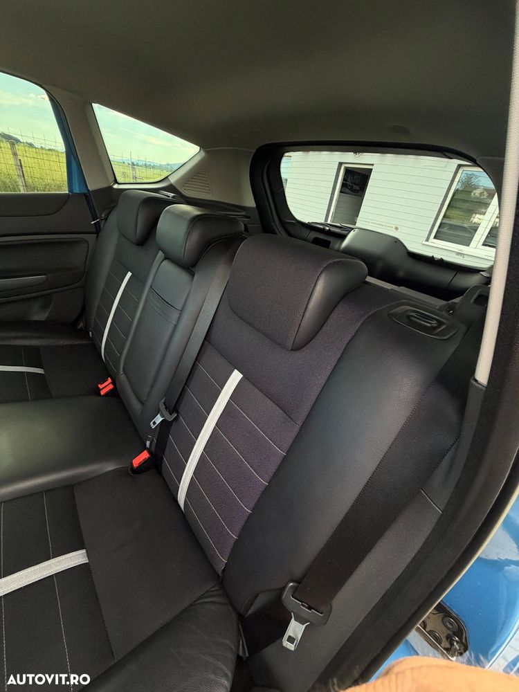 Ford Kuga 2.0 TDCi 4x4 Titanium - 18