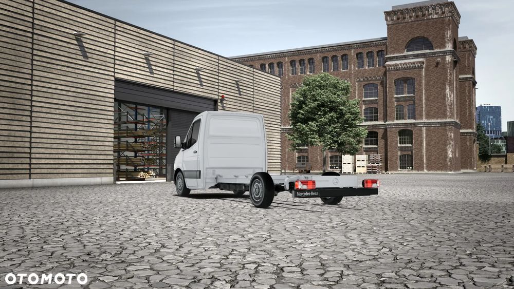 Mercedes-Benz Sprinter - 4