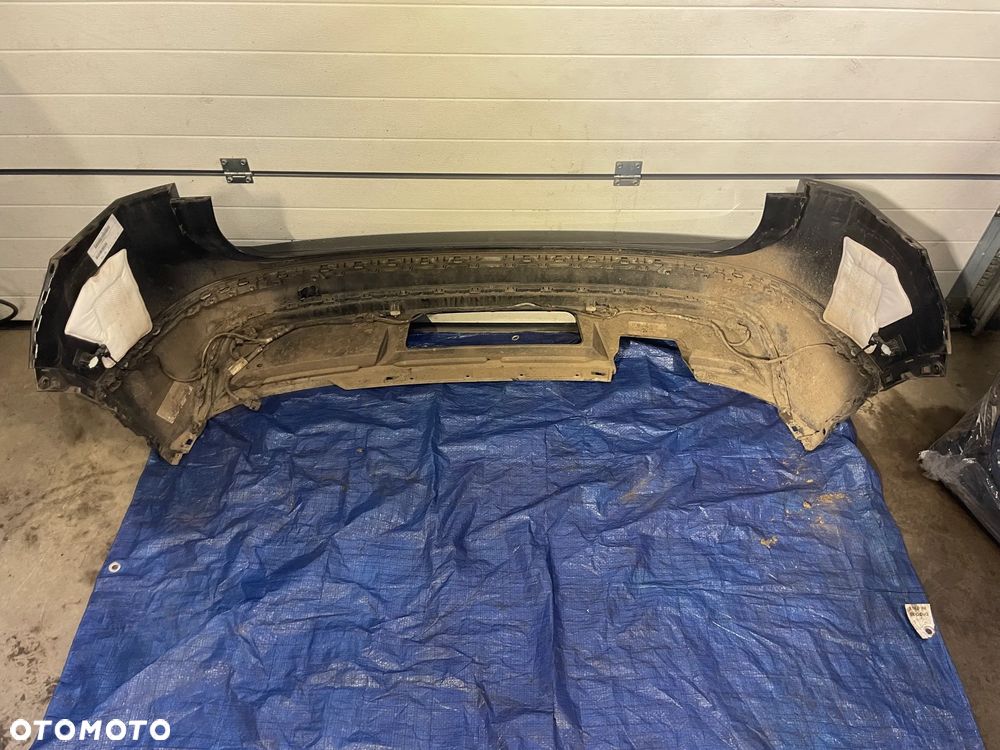 VW TIGUAN II zderzak tył r line LC9X w kolor ORYGIANŁ 4x pdc - 5