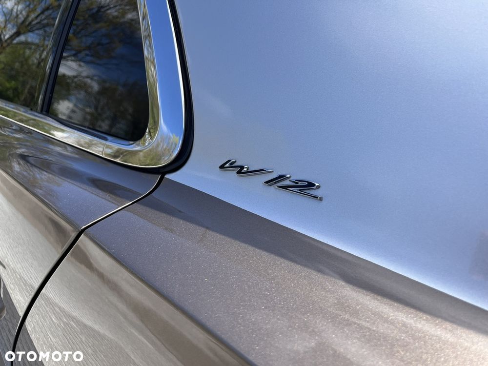 Bentley Flying Spur W12 - 35