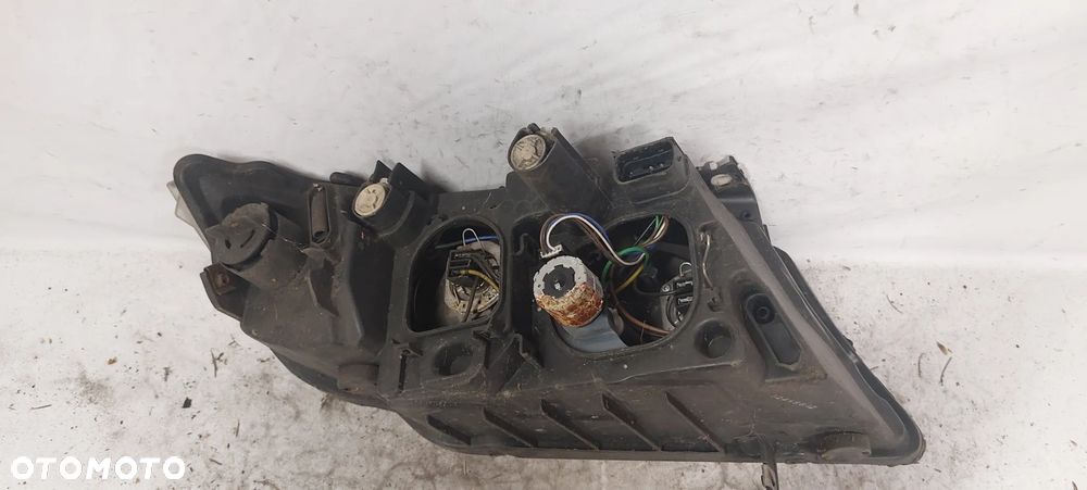 .  PRZOD PRZEDNIA LAMPA LEWA BMW 1 E90/E91 - 5