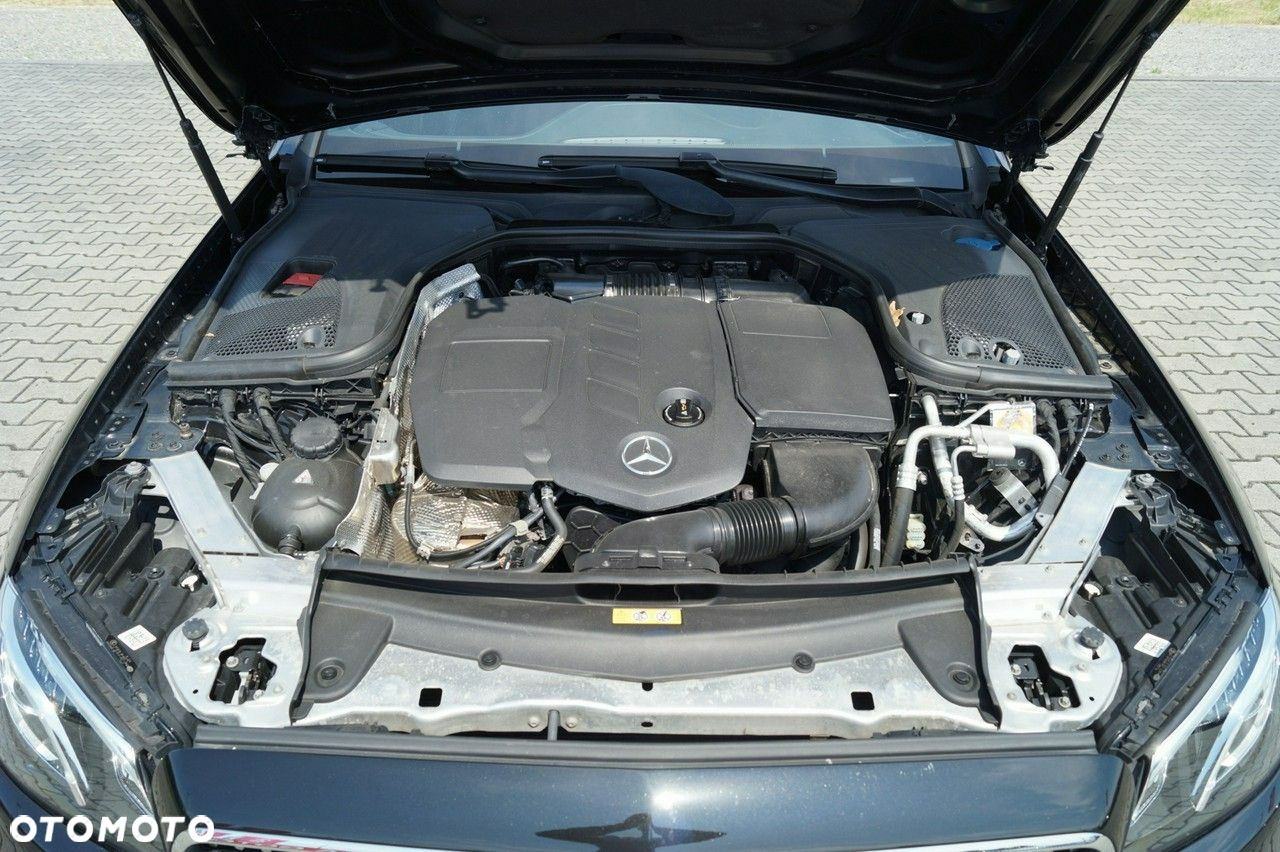 Mercedes-Benz Klasa E - 27