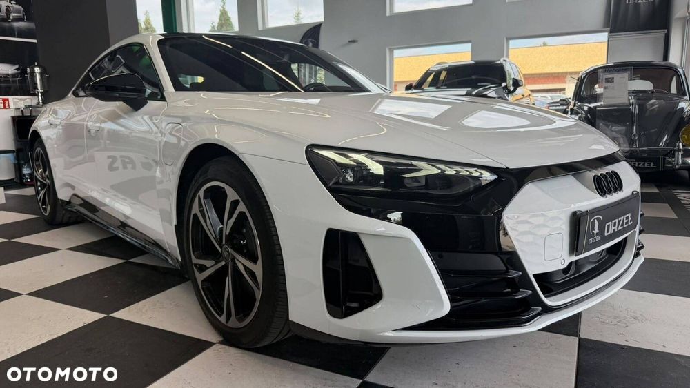 Audi e-tron GT - 19