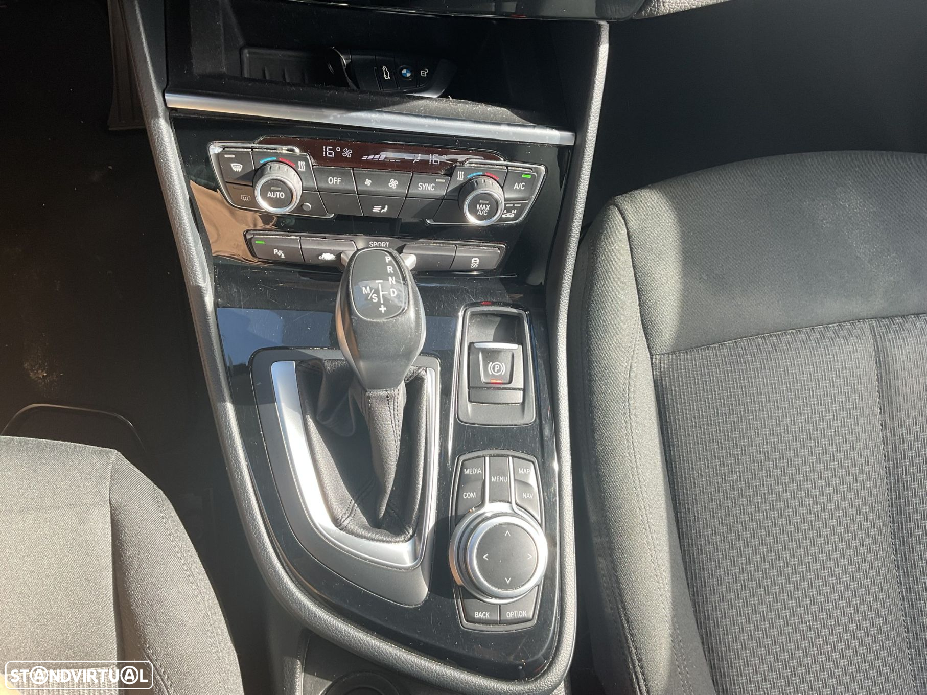 BMW 225xe Active Tourer Advantage - 31