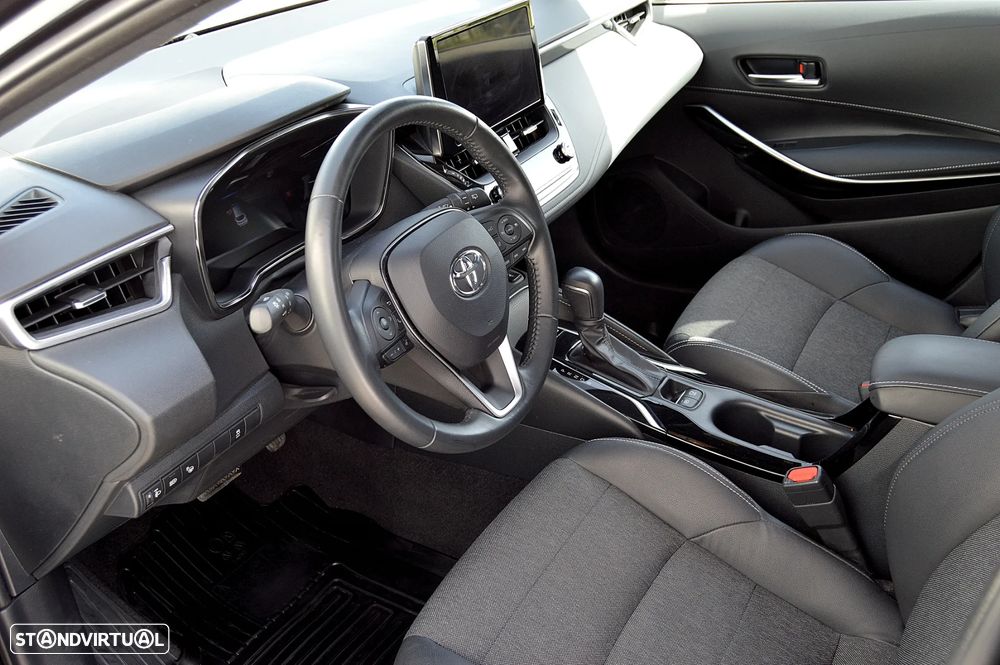 Toyota Corolla Touring Sports 1.8 Hybrid Exclusive - 14