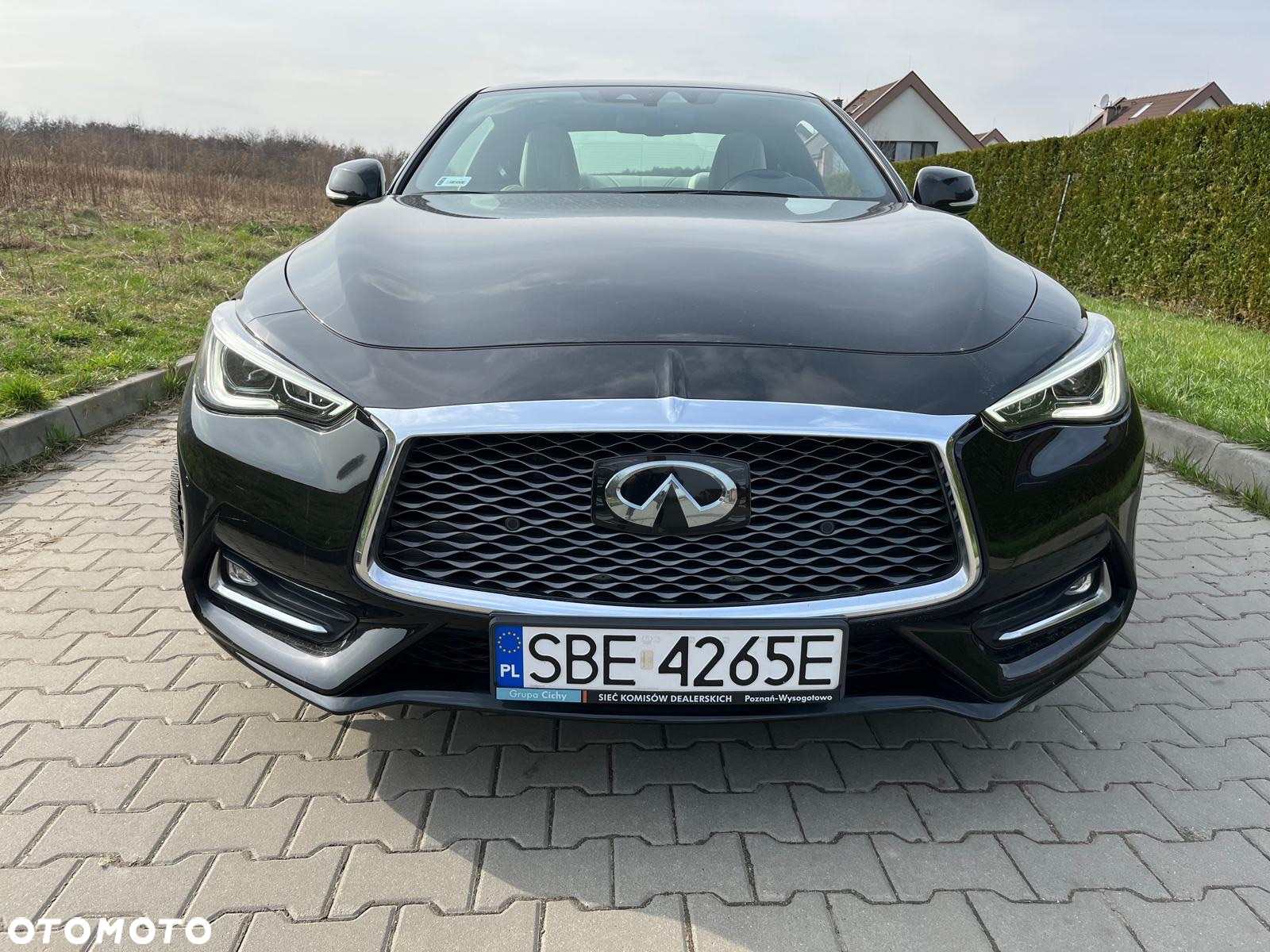 Infiniti Q60 2.0t Sport Tech - 4