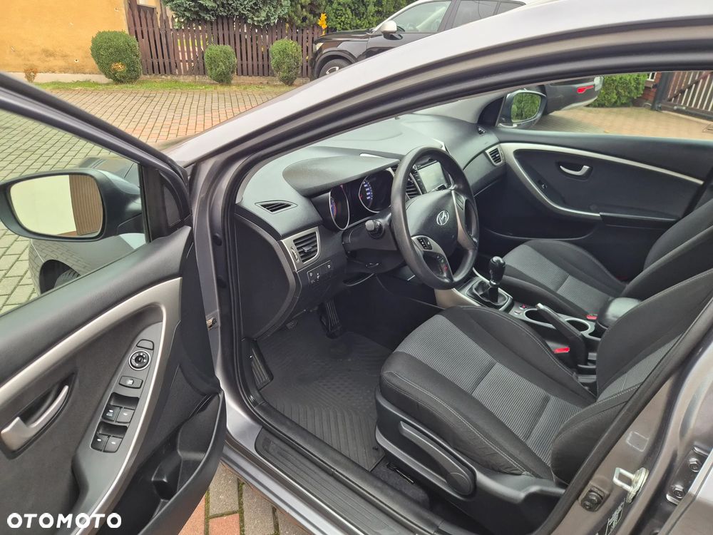 Hyundai i30 - 11