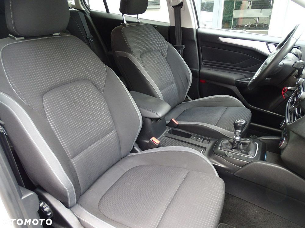 Ford Focus 1.5 EcoBlue Start-Stopp-System ACTIVE DESIGN - 15