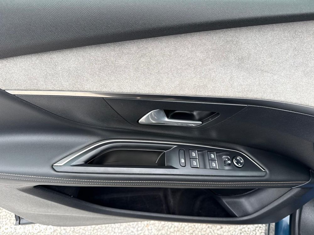 Peugeot 5008 1.5 BlueHDi GT S&S - 23