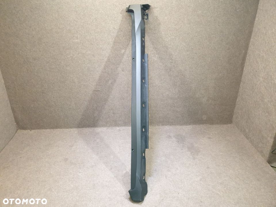 Próg Nakładka Lewa TOYOTA C HR od 2019 roku - 1