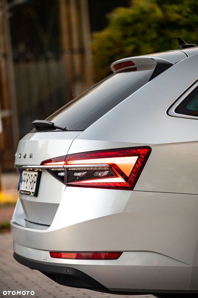 Skoda Superb 1.5 TSI Style DSG - 6