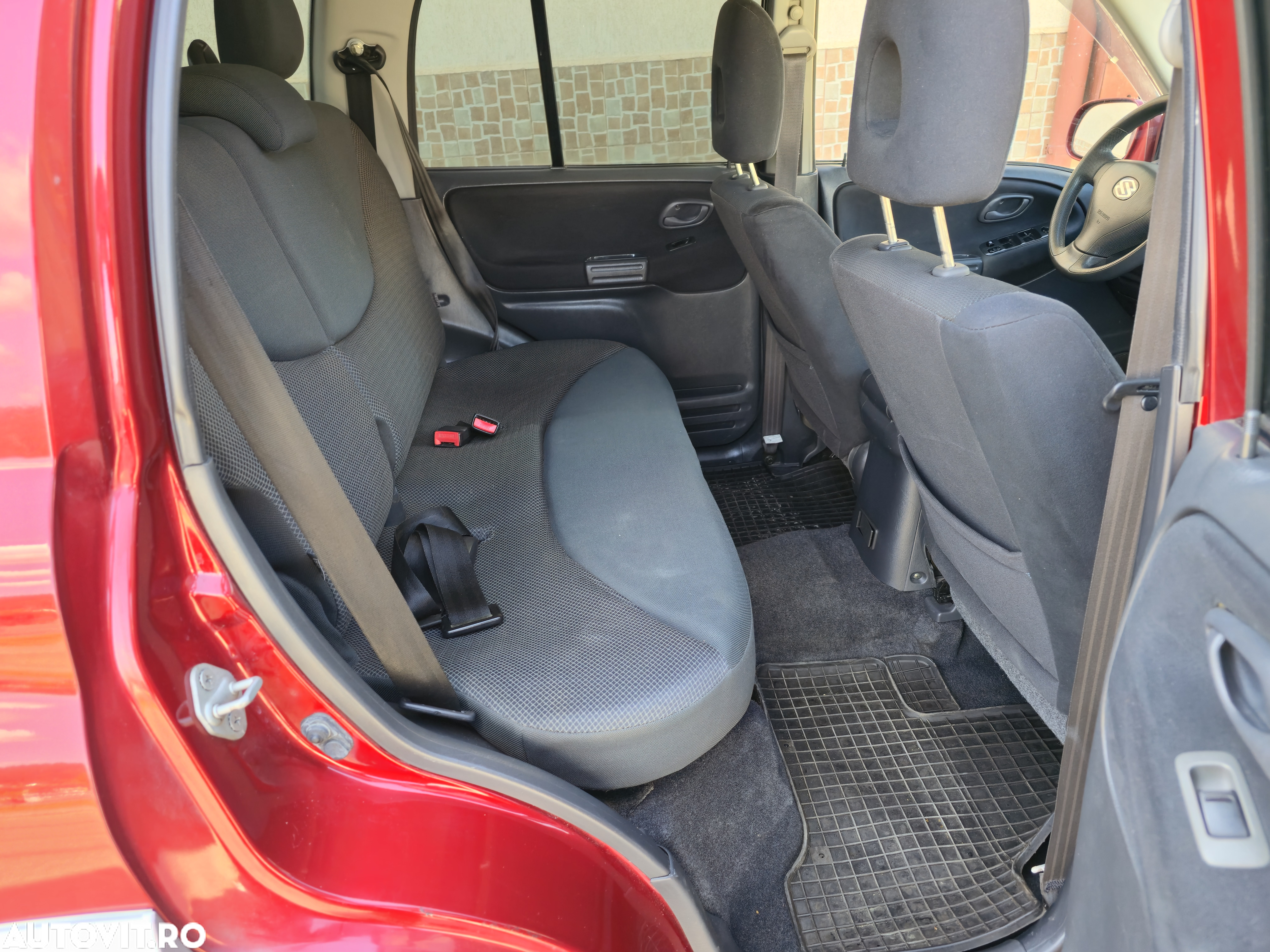 Suzuki Grand Vitara 2.0 TD - 9
