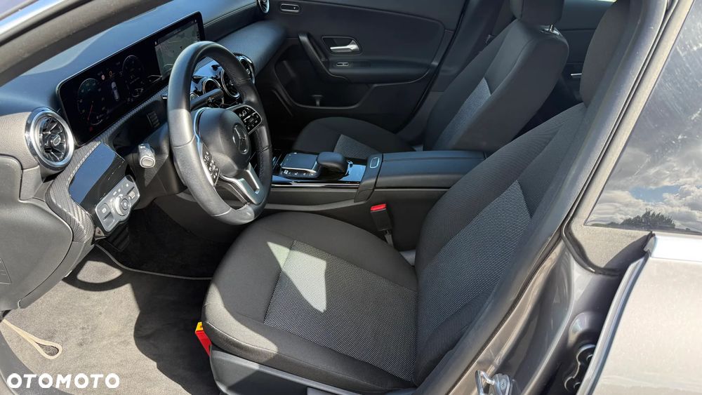 Mercedes-Benz CLA 180 d 8G-DCT Edition 2021 - 27