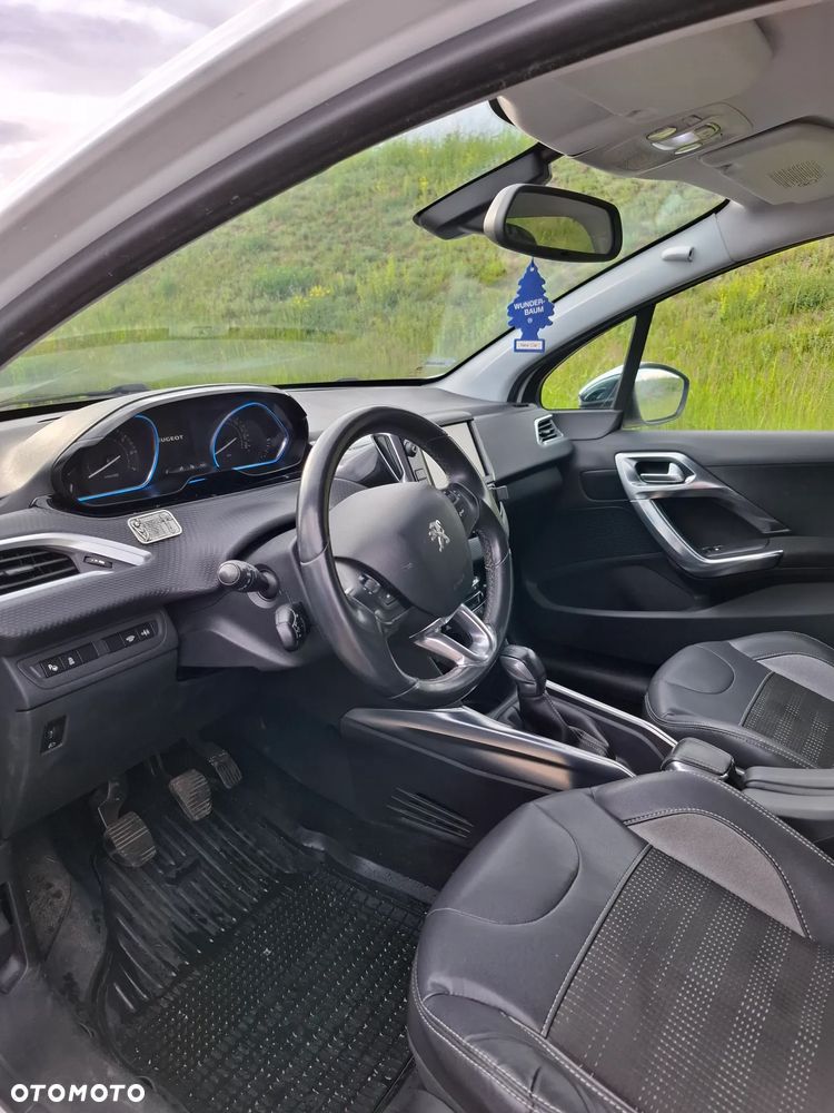 Peugeot 2008 1.6 VTi Allure - 8