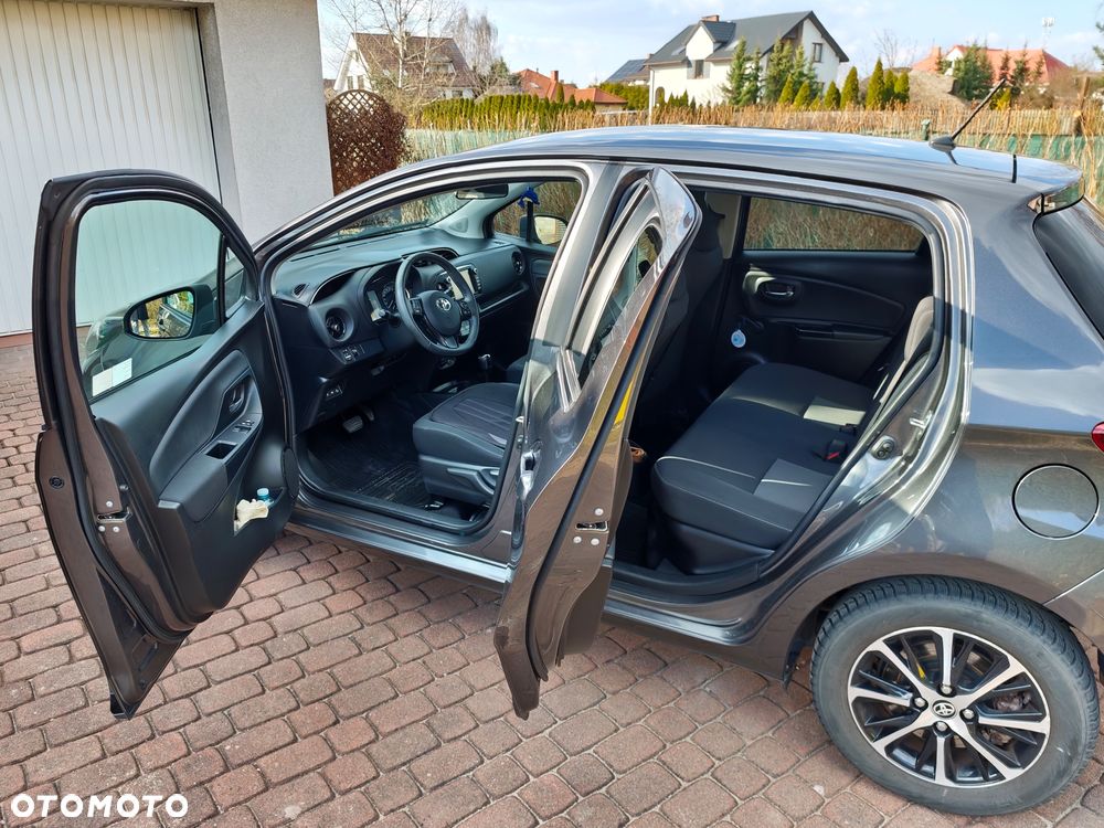 Toyota Yaris - 3